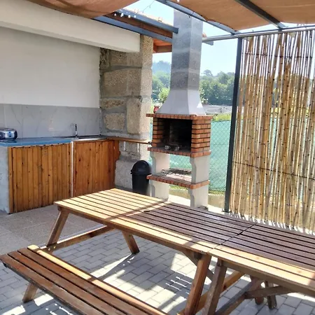 Al Bremes - Refugio Do Tamega - Moradia Com Piscina Casa vacanze *
